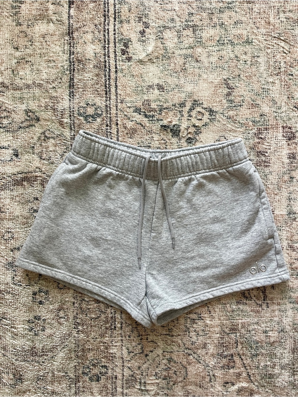 Alo Yoga Sweat Shorts Grey Size Small